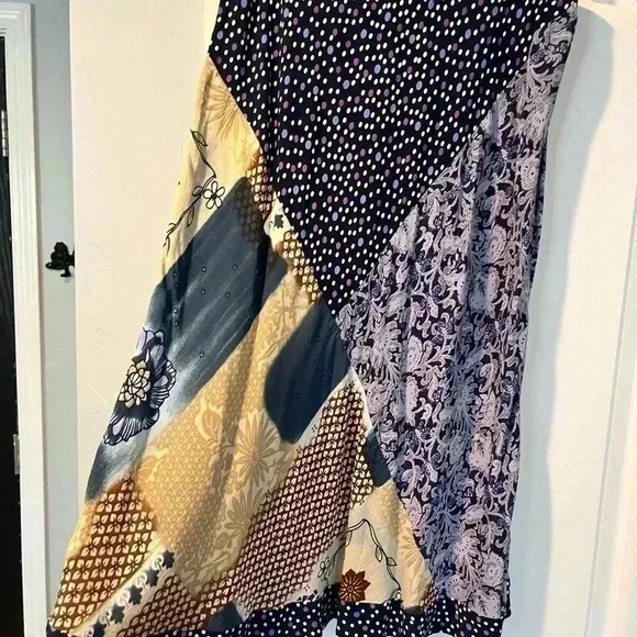 Fun Summer Skirt - Medium - Picture 2 of 3